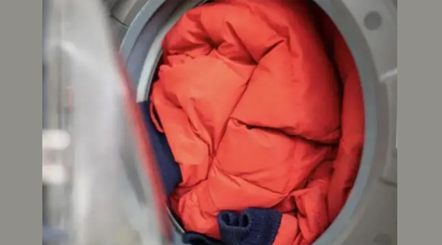 羽絨服漲價(jià)！選購(gòu)滾筒干衣機(jī)烘羽絨服這個(gè)細(xì)節(jié)不可忽視