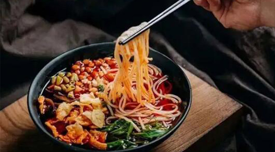 吃螺螄粉衣服上有味道如何快速解決！滾筒衣服烘干機(jī)有辦法